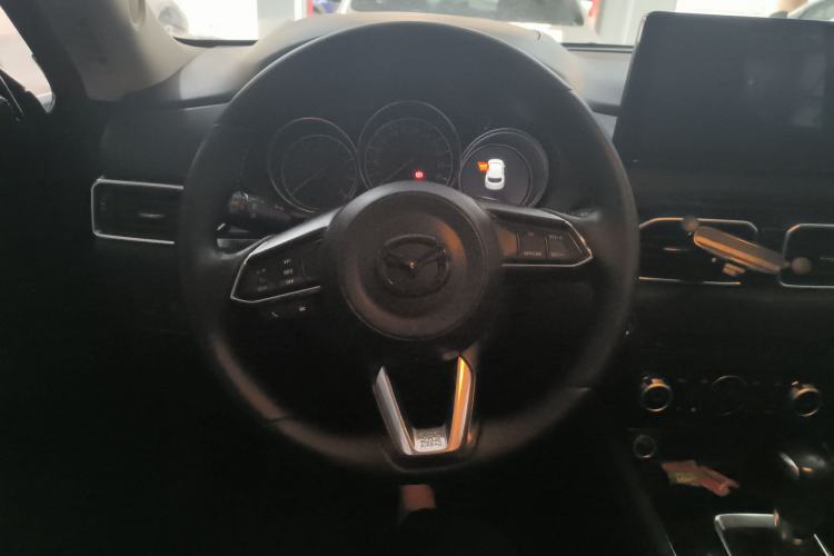 Used Mazda CX-5 2017 2.5L Automatic 2WD ZhiZun Version China V Standard Steering Wheel