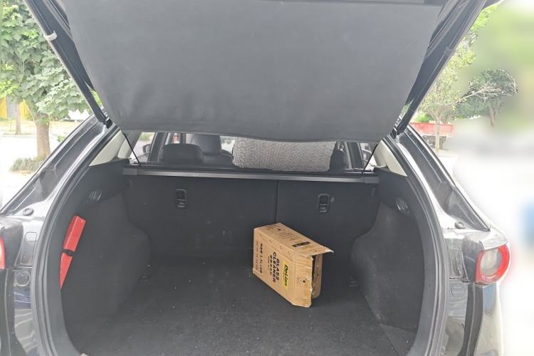 Used Mazda CX-5 2017 2.5L Automatic 2WD ZhiZun Version China VI Standard Trunk