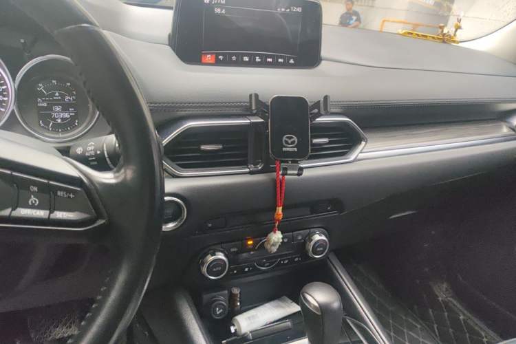 Used Mazda CX-5 2017 2.0L Automatic 2WD Smart Enjoyment Version China V Standard Audio And AC Panel