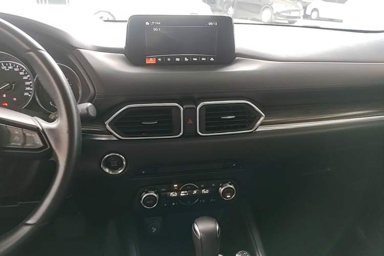 Used Mazda CX-5 2017 2.0L Automatic 2WD Smart Enjoyment Version China V Standard Audio And AC Panel