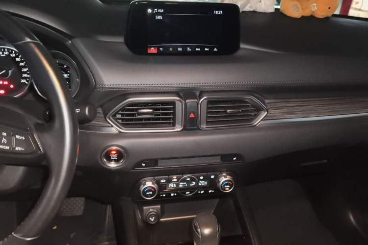 Used Mazda CX-5 2017 2.0L Automatic 2WD Smart Enjoyment Version China VI Standard Audio And AC Panel