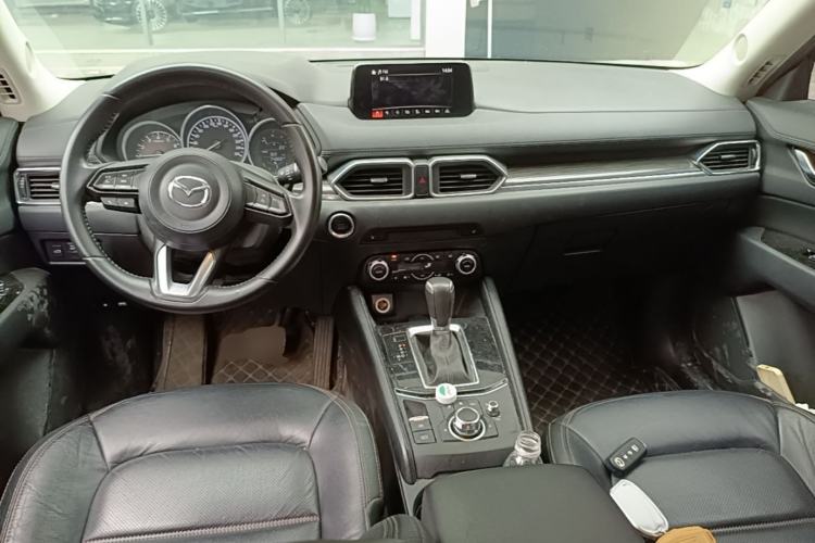 Used Mazda CX-5 2017 2.0L Automatic 2WD Smart Enjoyment Version China VI Standard Center Console
