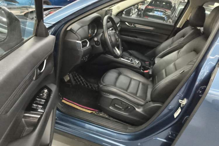 Used Mazda CX-5 2017 2.0L Automatic 2WD Smart Enjoyment Version China V Standard Driver Seat