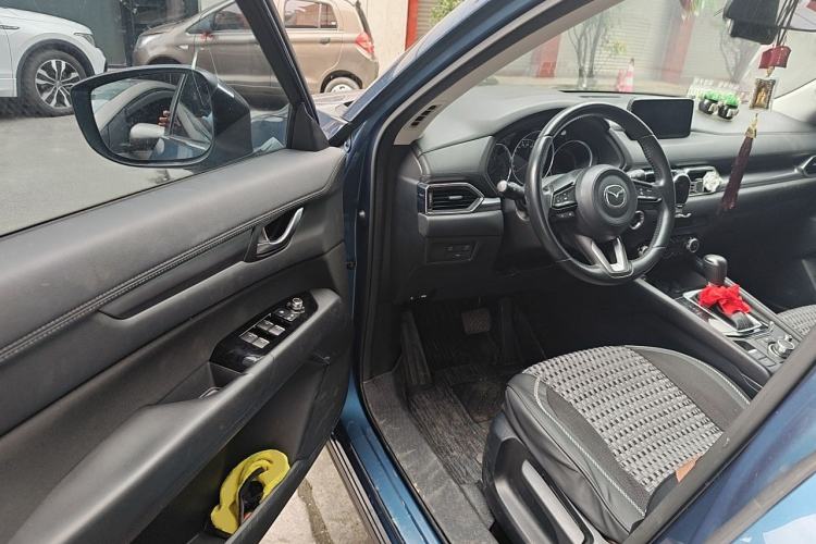 Used Mazda CX-5 2017 2.0L Automatic 2WD Comfort Version China V Standard Driver Seat