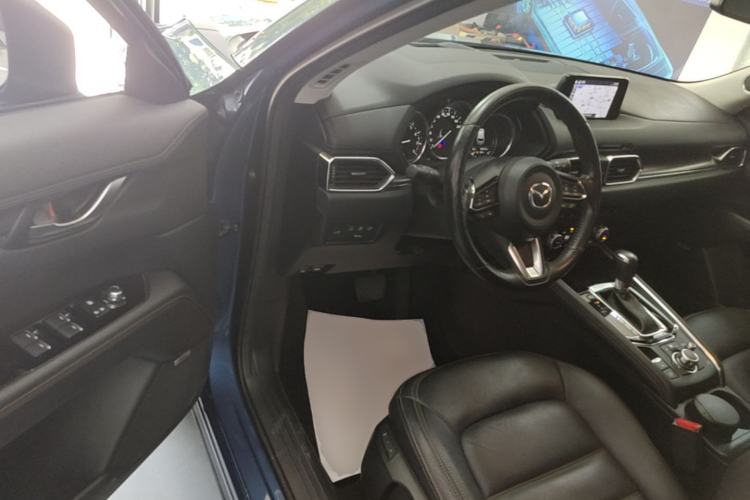 Used Mazda CX-5 2017 2.5L Automatic 4x4 Flagship Version China V Standard Driver Seat