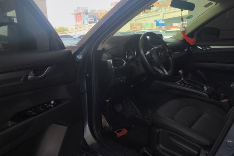 Used Mazda CX-5 2017 2.0L Automatic 2WD ZhiShang Trim China V Standard Driver Seat