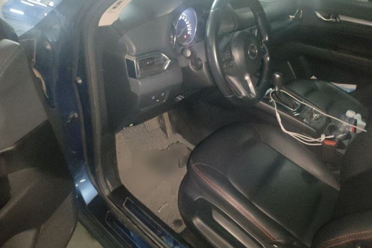 Used Mazda CX-5 2017 2.0L Automatic 2WD ZhiShang Trim China VI Standard Driver Seat