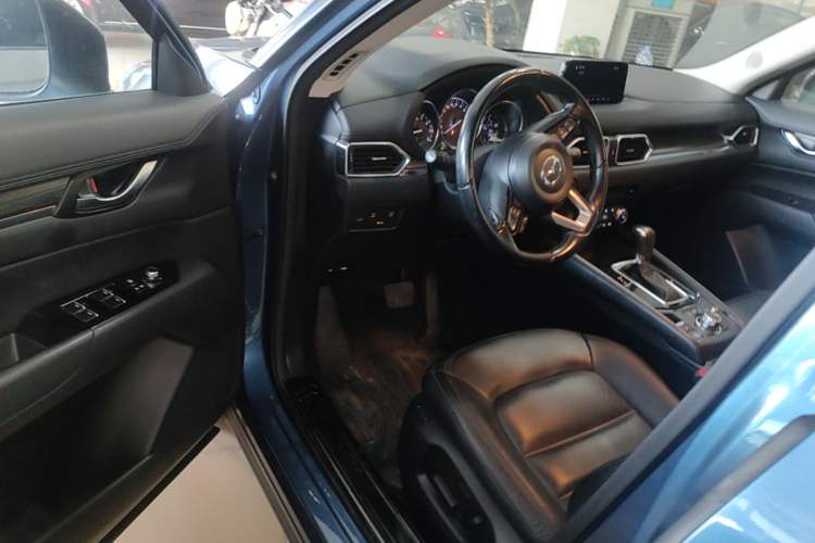 Used Mazda CX-5 2017 2.0L Automatic 2WD Smart Enjoyment Version China V Standard Driver Seat