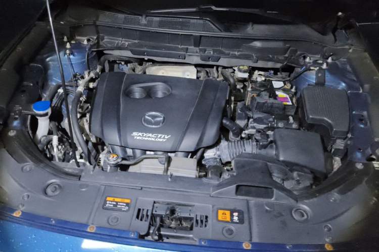 Used Mazda CX-5 2017 2.0L Automatic 2WD ZhiShang Trim China V Standard Engine Bay