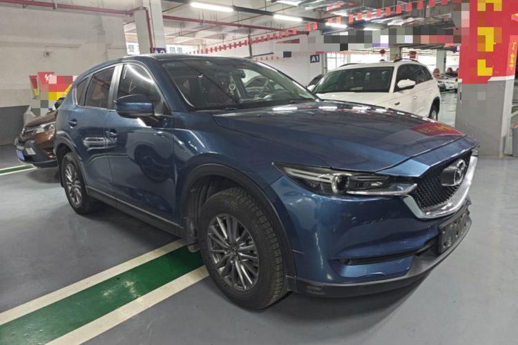 Used Mazda CX-5 2017 2.0L Automatic 2WD ZhiShang Trim China VI Standard Front Right 45 Deg