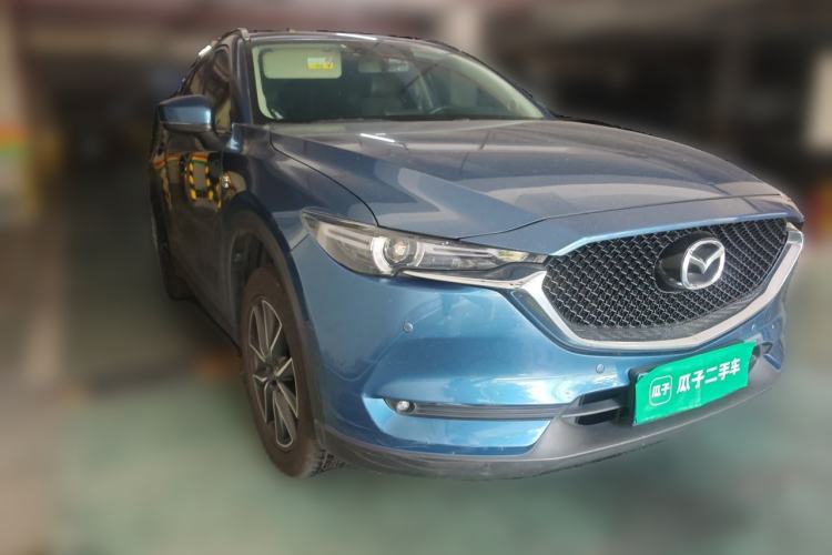 Used Mazda CX-5 2017 2.5L Automatic 4x4 ZhiZun Version China V Standard Front Right 45 Deg
