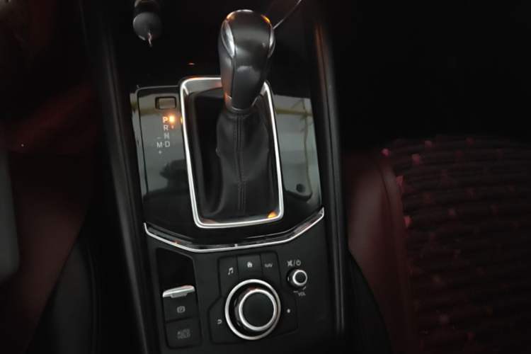 Used Mazda CX-5 2017 2.0L Automatic 2WD ZhiShang Trim China VI Standard Gear Lever