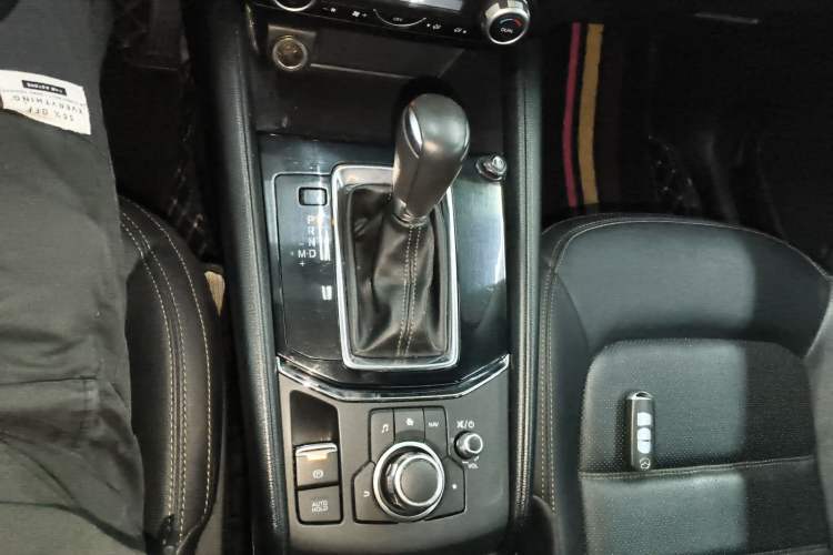 Used Mazda CX-5 2017 2.0L Automatic 2WD Smart Enjoyment Version China V Standard Gear Lever