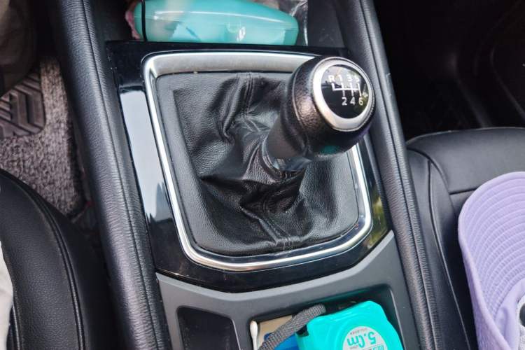 Used Mazda CX-5 2017 2.0L Manual Two-Wheel Drive Comfort Version China V Standard Gear Lever