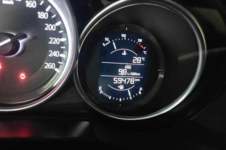 Used Mazda CX-5 2017 2.0L Automatic 2WD ZhiShang Trim China VI Standard Instrument Cluster