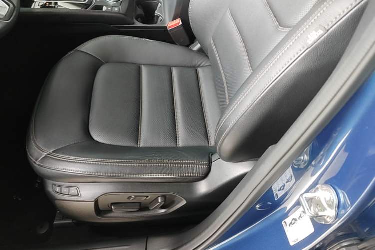 Used Mazda CX-5 2017 2.0L Automatic 2WD Smart Enjoyment Version China V Standard Left Front Seat