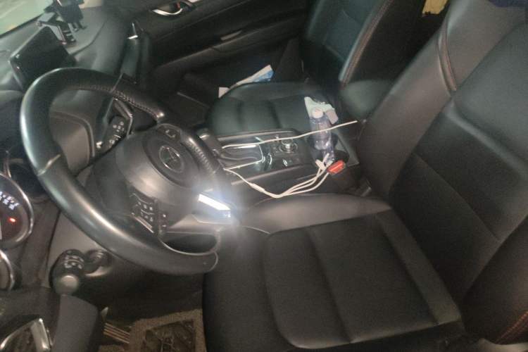 Used Mazda CX-5 2017 2.0L Automatic 2WD ZhiShang Trim China VI Standard Left Front Seat