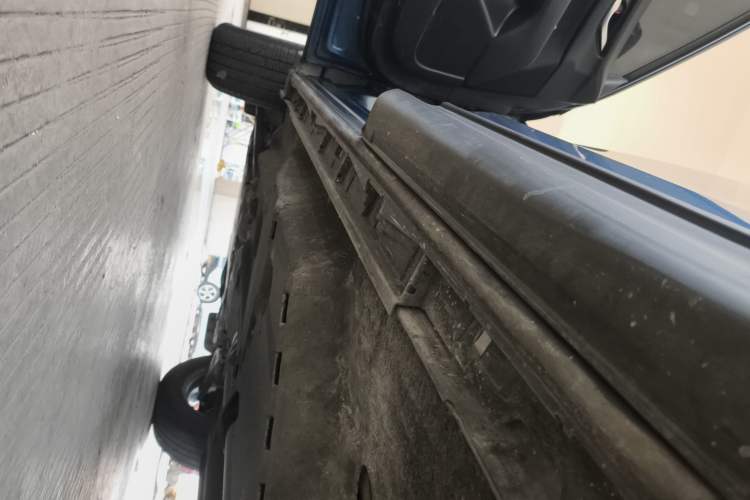 Used Mazda CX-5 2017 2.0L Automatic 2WD ZhiShang Trim China V Standard Left Side Sill