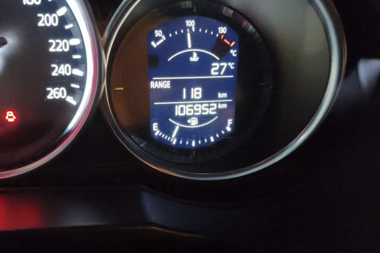 Used Mazda CX-5 2017 2.0L Automatic 2WD ZhiShang Trim China V Standard Odometer Close Up