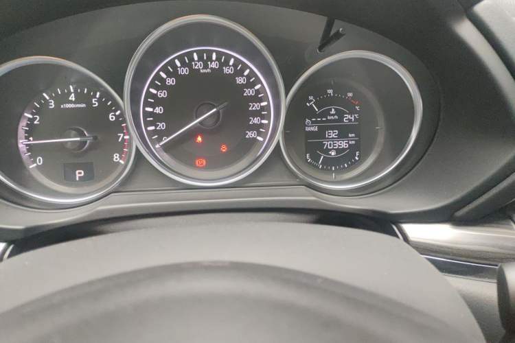 Used Mazda CX-5 2017 2.0L Automatic 2WD Smart Enjoyment Version China V Standard Odometer Close Up