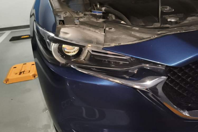 Used Mazda CX-5 2017 2.0L Automatic 2WD Smart Enjoyment Version China VI Standard Right Front Headlight