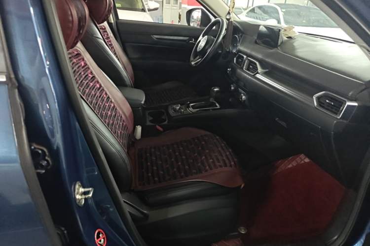 Used Mazda CX-5 2017 2.0L Automatic 2WD ZhiShang Trim China VI Standard Right Front Seat