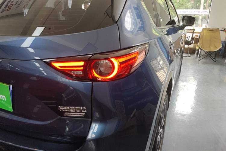 Used Mazda CX-5 2017 2.5L Automatic 4x4 Flagship Version China V Standard Right Rear Taillight