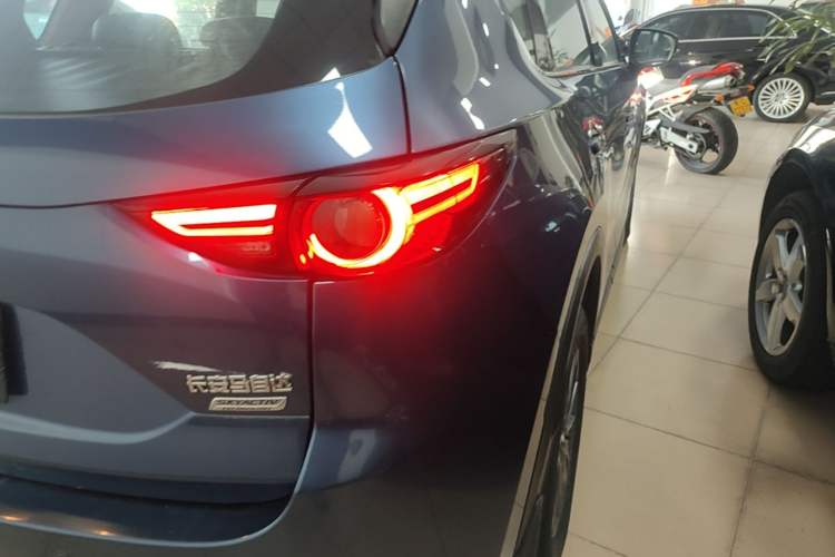 Used Mazda CX-5 2017 2.0L Automatic 2WD Smart Enjoyment Version China V Standard Right Rear Taillight
