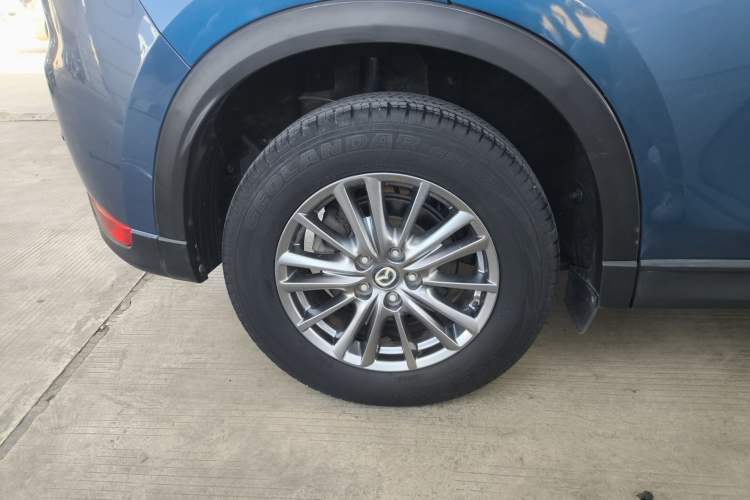 Used Mazda CX-5 2017 2.0L Automatic 2WD ZhiShang Trim China V Standard Right Rear Wheel Hub