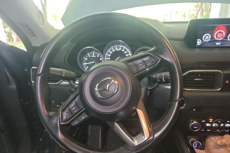 Used Mazda CX-5 2017 2.5L Automatic 4x4 ZhiZun Version China V Standard Steering Wheel