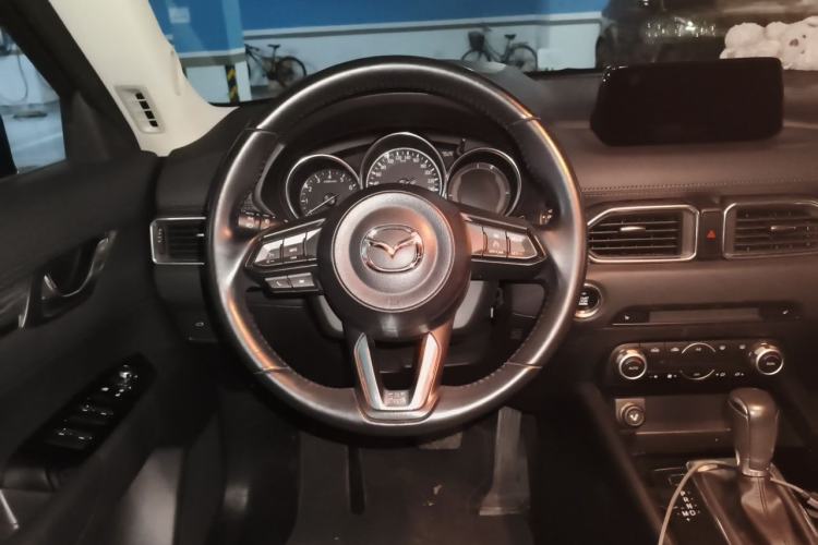 Used Mazda CX-5 2017 2.0L Automatic 2WD Smart Enjoyment Version China VI Standard Steering Wheel