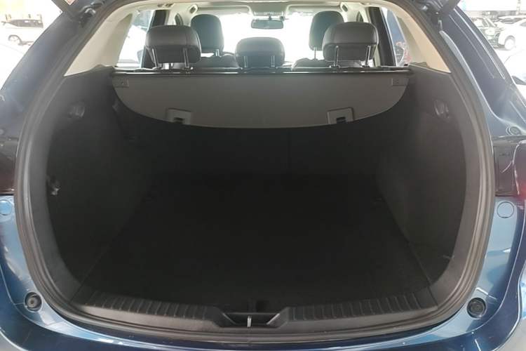 Used Mazda CX-5 2017 2.0L Automatic 2WD Smart Enjoyment Version China V Standard Trunk