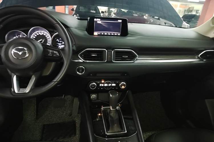 Used Mazda CX-5 2017 2.0L Automatic 2WD Smart Enjoyment Version China V Standard Audio And AC Panel