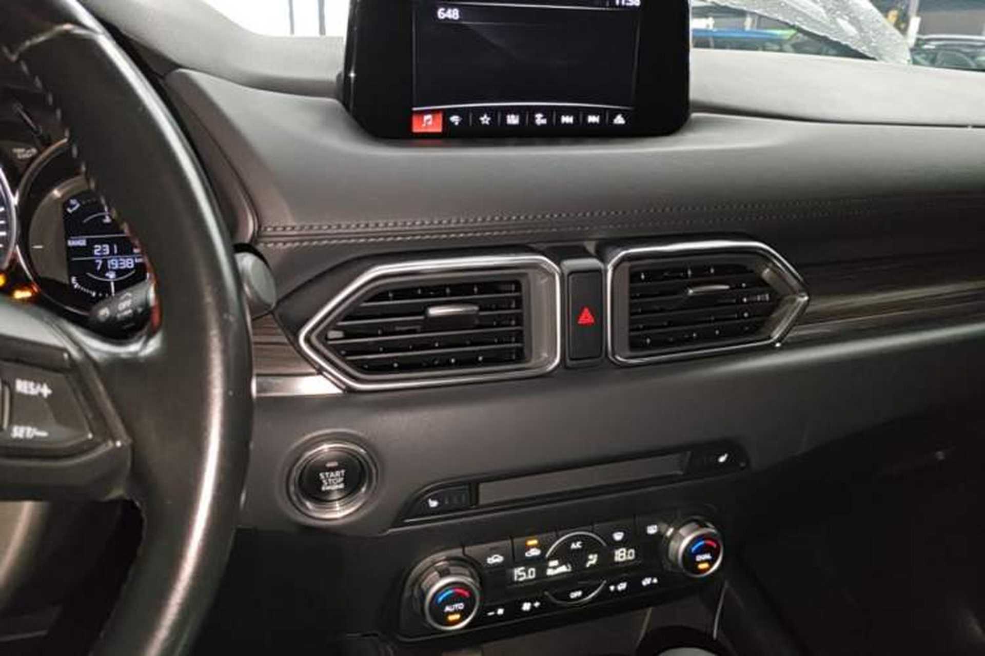 Used Mazda CX-5 2017 2.0L Automatic 2WD Smart Enjoyment Version China V Standard Audio And AC Panel