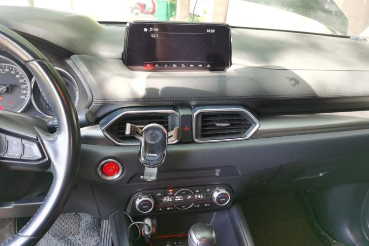 Used Mazda CX-5 2017 2.0L Automatic 2WD ZhiShang Trim China VI Standard Audio And AC Panel
