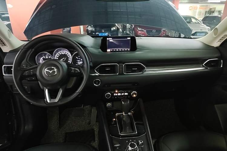 Used Mazda CX-5 2017 2.0L Automatic 2WD Smart Enjoyment Version China V Standard Center Console