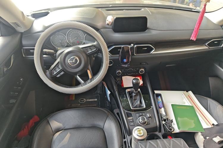 Used Mazda CX-5 2017 2.0L Automatic 2WD Smart Enjoyment Version China V Standard Center Console