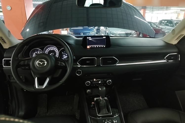 Used Mazda CX-5 2017 2.0L Automatic 2WD Smart Enjoyment Version China V Standard Center Console