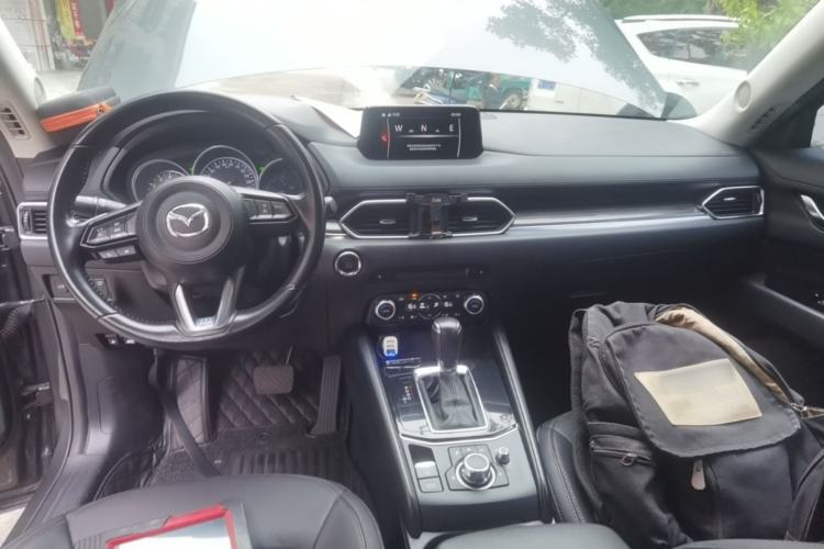 Used Mazda CX-5 2017 2.0L Automatic 2WD Smart Enjoyment Version China V Standard Center Console