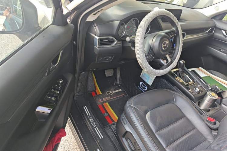 Used Mazda CX-5 2017 2.0L Automatic 2WD Smart Enjoyment Version China V Standard Driver Seat