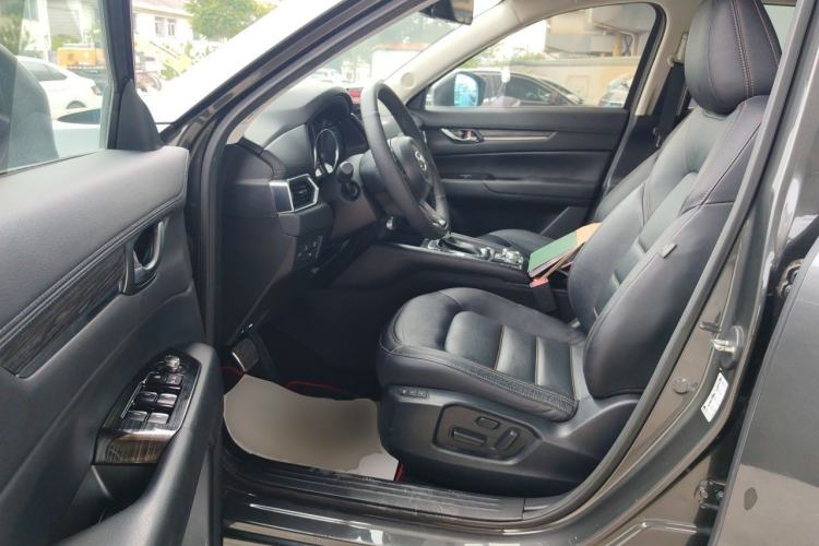 Used Mazda CX-5 2017 2.0L Automatic 2WD Smart Enjoyment Version China V Standard Driver Seat