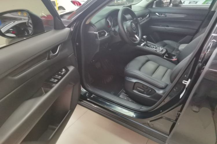 Used Mazda CX-5 2017 2.0L Automatic 2WD Smart Enjoyment Version China V Standard Driver Seat