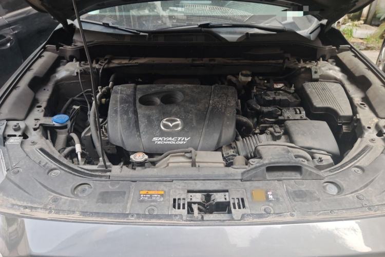 Used Mazda CX-5 2017 2.0L Automatic 2WD ZhiShang Trim China V Standard Engine Bay