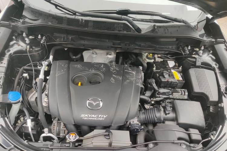 Used Mazda CX-5 2017 2.5L Automatic 4x4 ZhiZun Version China V Standard Engine Bay
