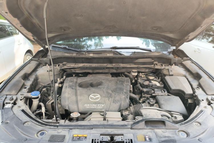 Used Mazda CX-5 2017 2.0L Automatic 2WD ZhiShang Trim China VI Standard Engine Bay