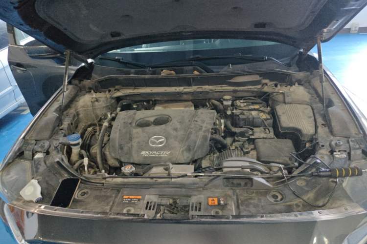 Used Mazda CX-5 2017 2.5L Automatic 2WD ZhiZun Version China V Standard Engine Bay