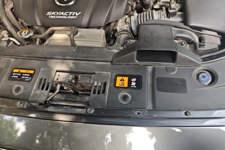 Used Mazda CX-5 2017 2.0L Automatic 2WD Smart Enjoyment Version China V Standard Engine Bay