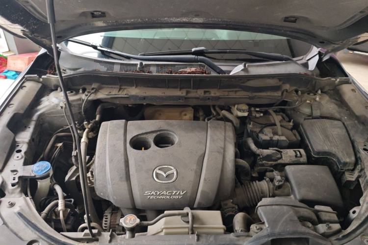 Used Mazda CX-5 2017 2.0L Automatic 2WD Smart Enjoyment Version China V Standard Engine Bay