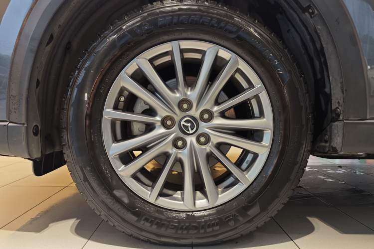 Used Mazda CX-5 2017 2.0L Automatic 2WD ZhiShang Trim China V Standard Exterior 3