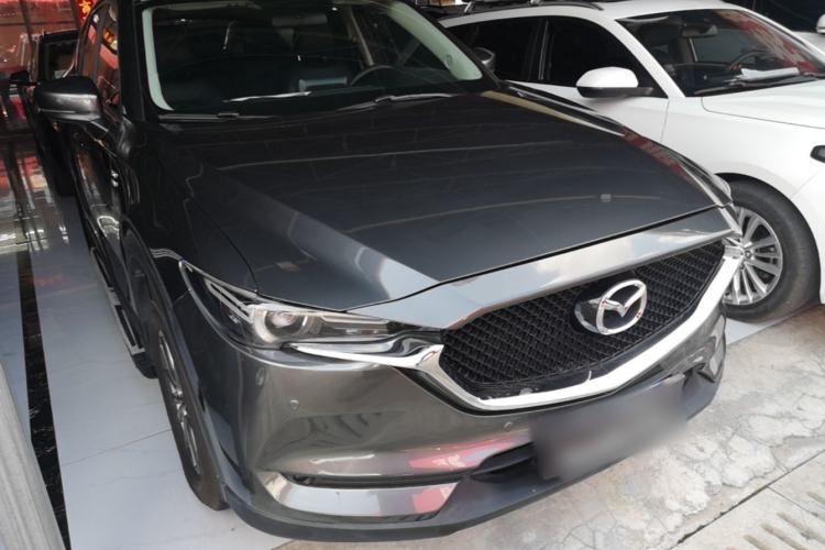 Used Mazda CX-5 2017 2.0L Automatic 2WD ZhiShang Trim China V Standard Front Right 45 Deg